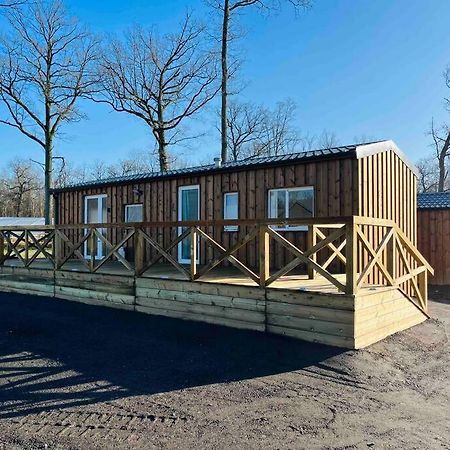 Chalet Dans La Foret Proche Disney La Houssaye-en-Brie 外观 照片