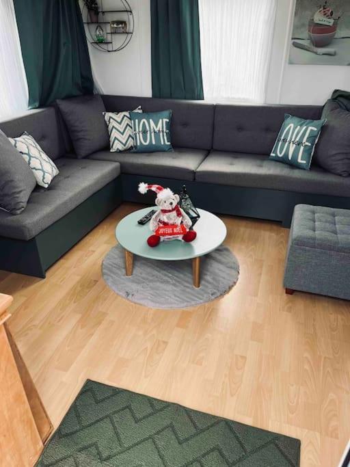 Chalet Dans La Foret Proche Disney La Houssaye-en-Brie 外观 照片